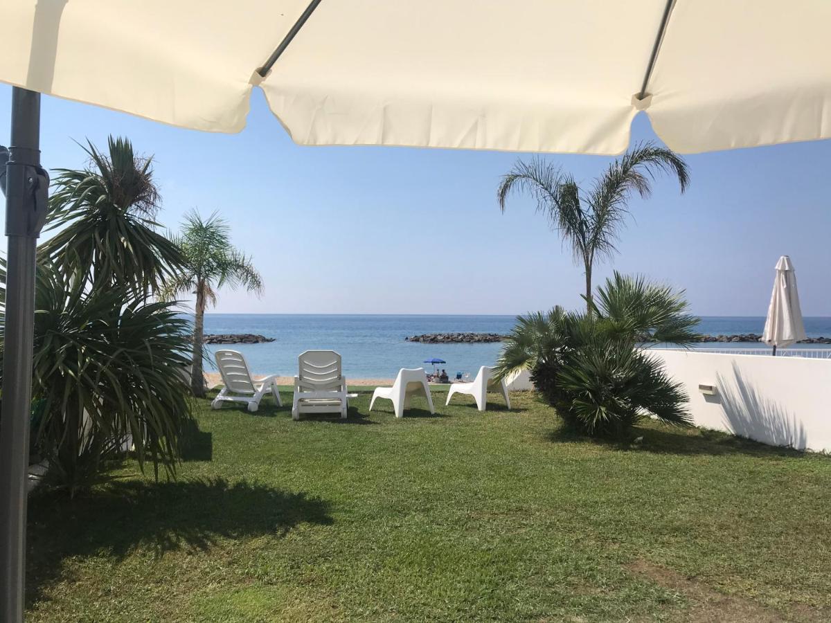 Villa A Diamante Sulla Spiaggia 벨베데레마리티모 외부 사진