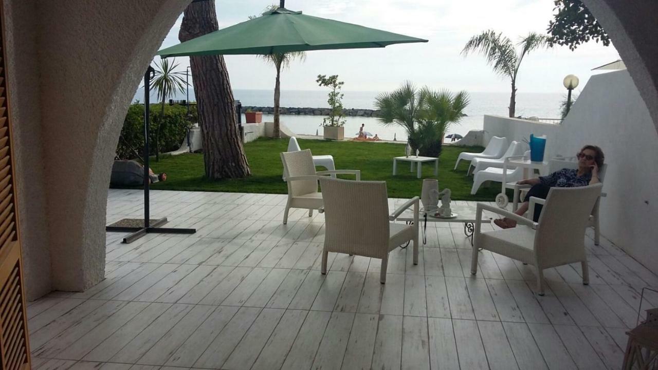 Villa A Diamante Sulla Spiaggia 벨베데레마리티모 외부 사진